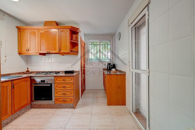 Foto 80d96433-c8c4-442b-b496-c706836394fb. Chalet con riscaldamento parcheggio piscina in Vilamarxant