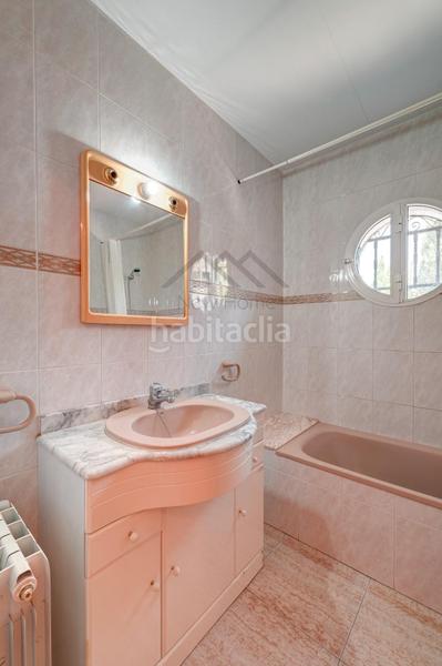 Foto 921634bc-76f2-42ac-86c8-e2e35c654e29. Chalet con riscaldamento parcheggio piscina in Vilamarxant