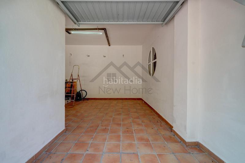 Foto b73c6ee5-e916-4177-b696-d90d823e5d30. Chalet con riscaldamento parcheggio piscina in Vilamarxant