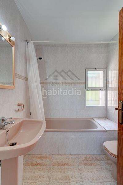 Foto e4aedac6-4bb8-462b-b167-c6f883ec9c92. Chalet con riscaldamento parcheggio piscina in Vilamarxant