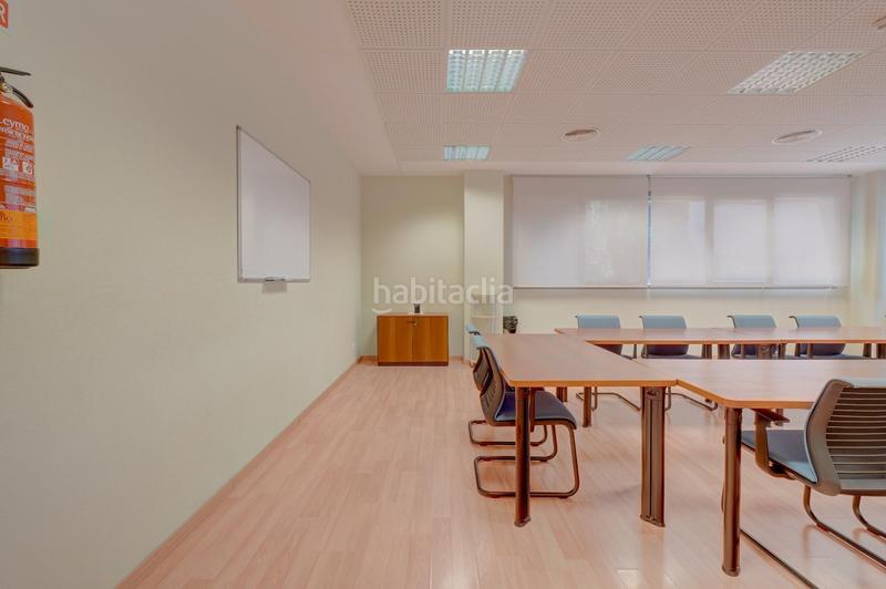 Foto 49ed18f4-7225-487a-b4c6-8bbb813d7f31. Location bureau avec parking dans Parc Tecnològic Paterna