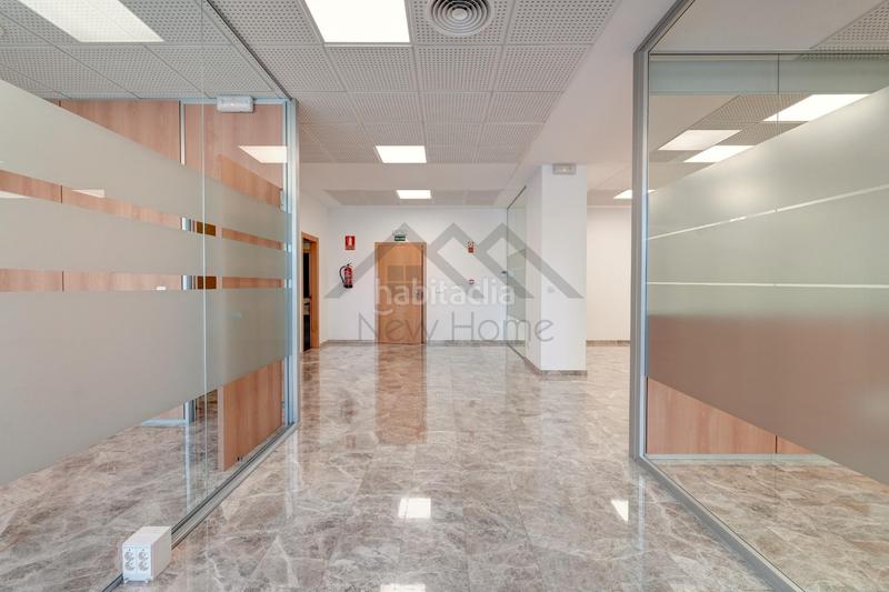 Foto 5df04c16-f094-4719-ac00-6e36b99bf3bf. Location bureau avec parking dans Parc Tecnològic Paterna