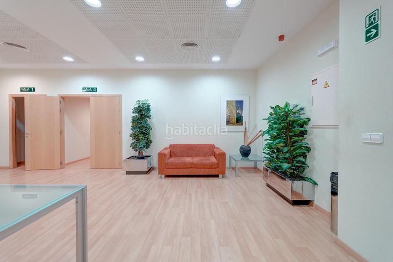 Foto ba215a81-d331-4ca2-b1fe-f055b84e27f0. Location bureau avec parking dans Parc Tecnològic Paterna