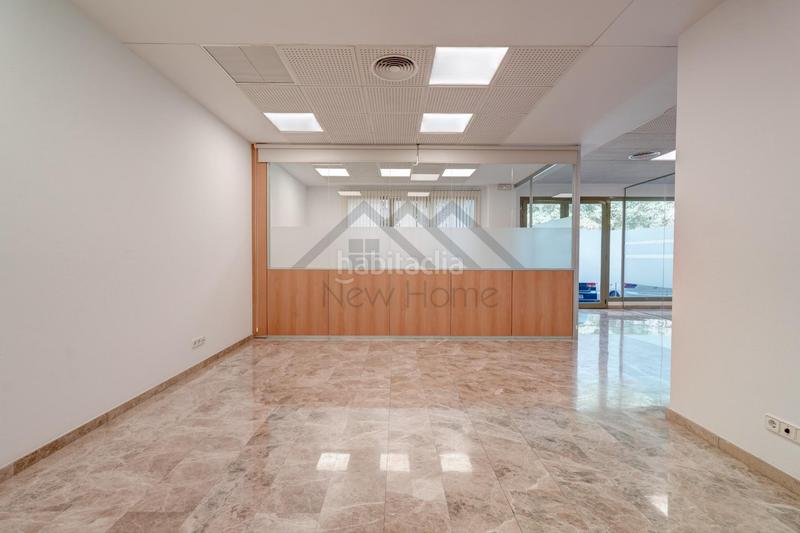 Foto c2a60a36-7f43-40a2-b799-f254124f39c1. Location bureau avec parking dans Parc Tecnològic Paterna