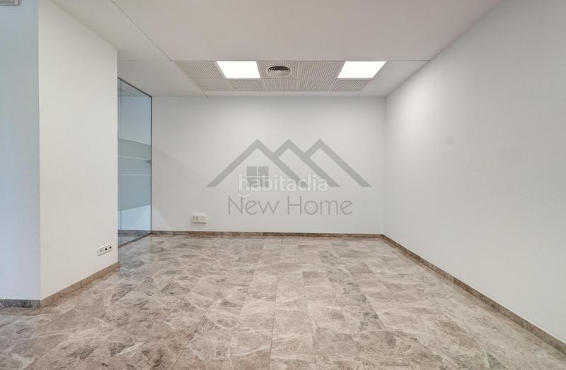 Foto cd29bead-ee90-4252-b1b6-10ad6513470f. Location bureau avec parking dans Parc Tecnològic Paterna