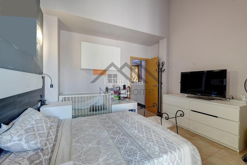 Foto 3196e73d-a3d0-4bc8-98d7-831231fc3e41. Duplex in Núcleo Urbano Pobla de Vallbona (la)