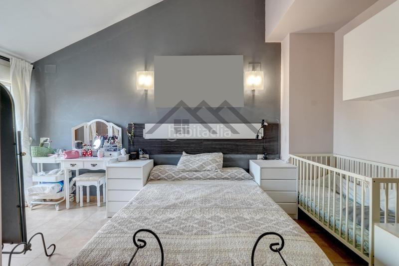 Foto 520ecff5-661a-4d77-8981-7324a40c7c03. Duplex in Núcleo Urbano Pobla de Vallbona (la)