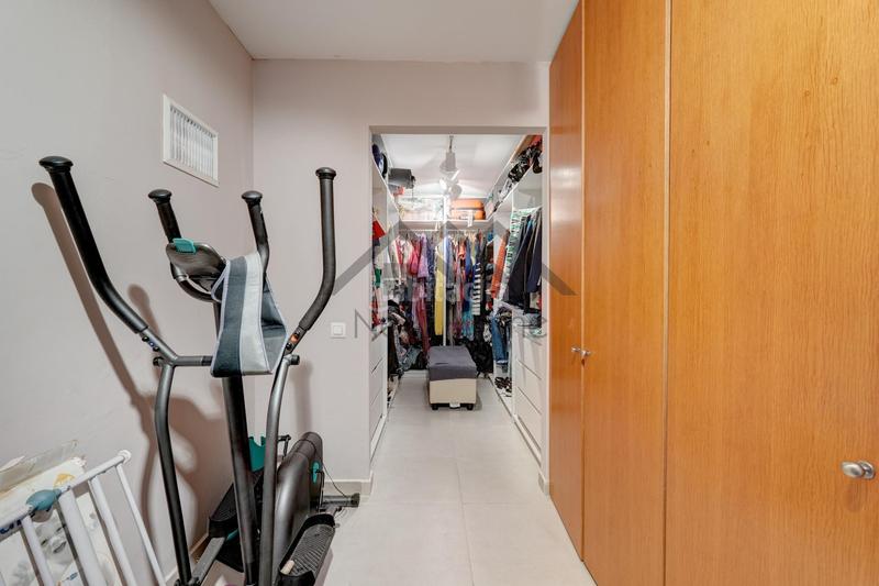 Foto 71064308-8aed-47f3-8f31-69fca148e67e. Duplex in Núcleo Urbano Pobla de Vallbona (la)