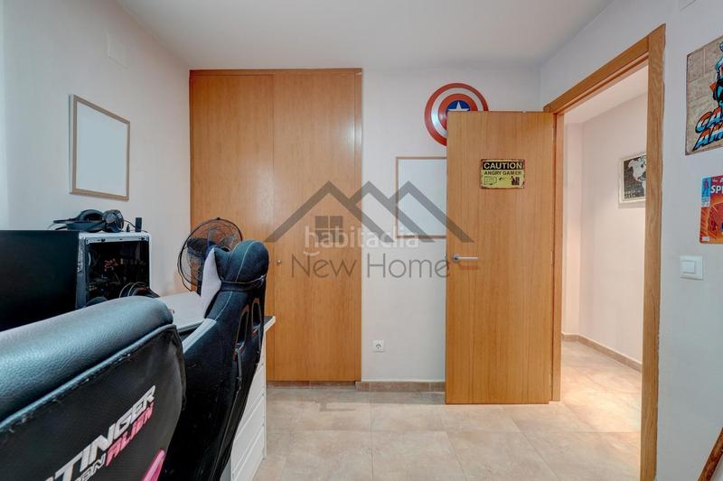 Foto c208fa77-1ebc-4ed3-9e32-2a646b1ecd02. Duplex in Núcleo Urbano Pobla de Vallbona (la)