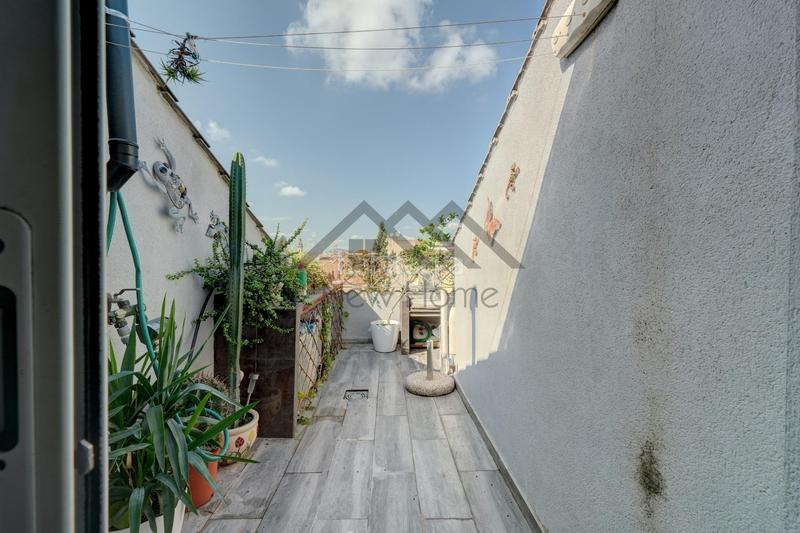 Foto c8510841-4fe5-4064-b5fe-918e2d1795fc. Duplex in Núcleo Urbano Pobla de Vallbona (la)