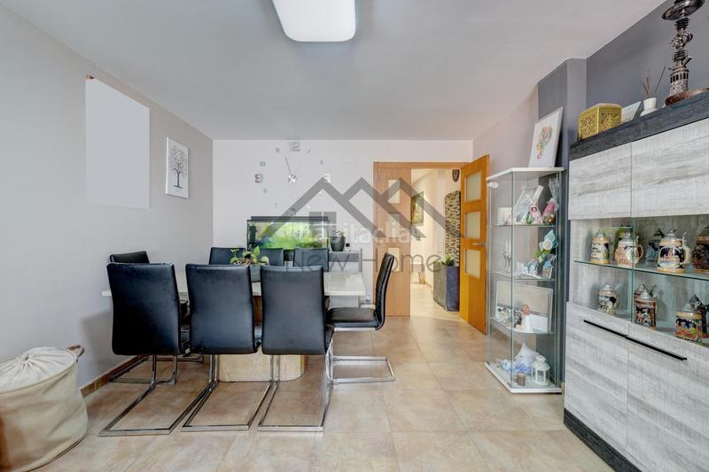 Foto d45df5e9-d6f0-4b0c-9f9c-1b640725bf8a. Duplex in Núcleo Urbano Pobla de Vallbona (la)