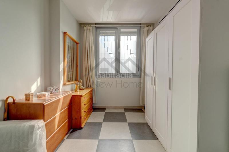 Foto 5cfdb117-fc44-4d8c-b30c-b72f569c5f47. Haus mit heizung parking in Núcleo Urbano Pobla de Vallbona (la)