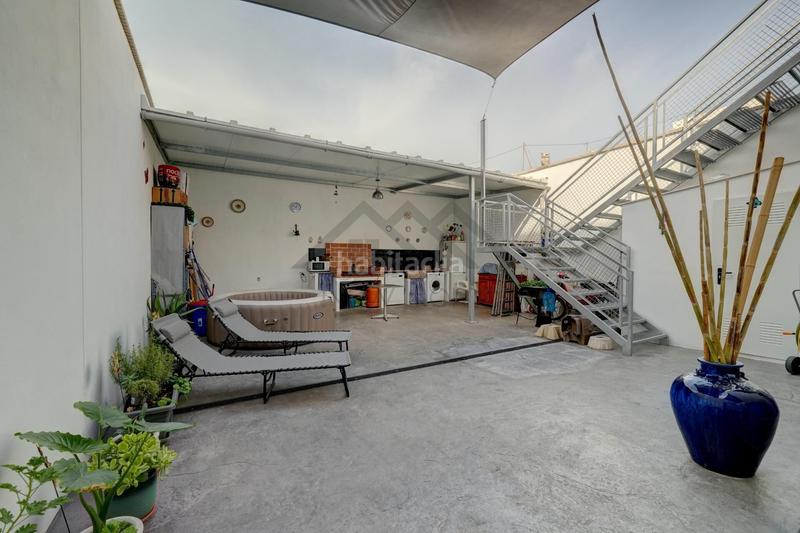 Foto 61b2ce07-8206-445d-b65d-42027e9e1e1a. Haus mit heizung parking in Núcleo Urbano Pobla de Vallbona (la)