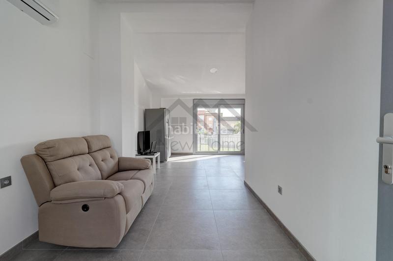 Foto aa493295-3173-4c2a-a9a9-ae8255009bbd. Haus mit heizung parking in Núcleo Urbano Pobla de Vallbona (la)