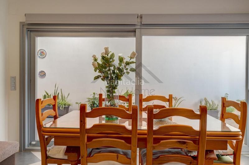 Foto e55ecfc0-96e9-4fea-82ed-1f8d77d02b95. Haus mit heizung parking in Núcleo Urbano Pobla de Vallbona (la)