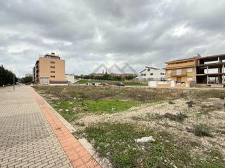 Residential Plot in Cheste. Parcela urbana en cheste  oportunidad ideal para promotores e in