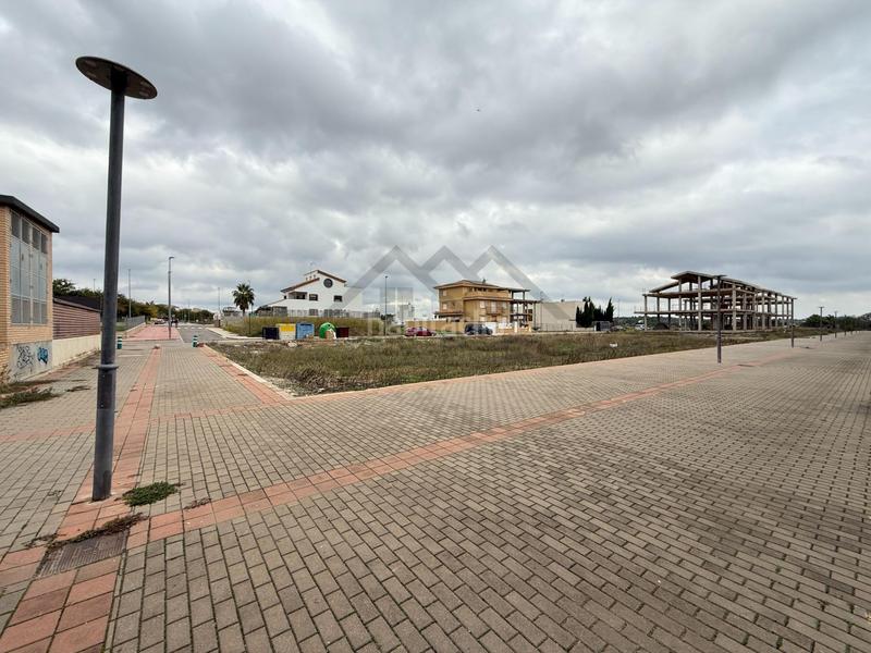 Foto 036aa829-6441-4b8c-93a6-9239ad3a3919. Terreno residenziale in Cheste