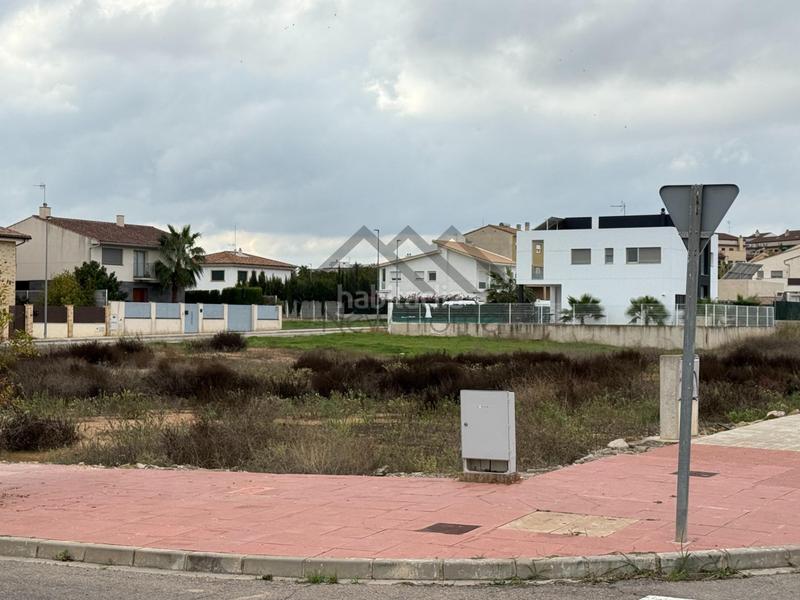 Foto 4f8690c5-ea7d-4db1-bda4-39d799895b37. Terreno residencial parcela urbana oportunidad ideal para promotores e inversores en Cheste