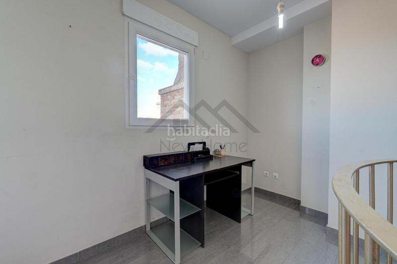 Foto 19c1697b-bd07-4e68-9fc9-b9c9e732a56d. Attique avec chauffage dans Núcleo Urbano Pobla de Vallbona (la)