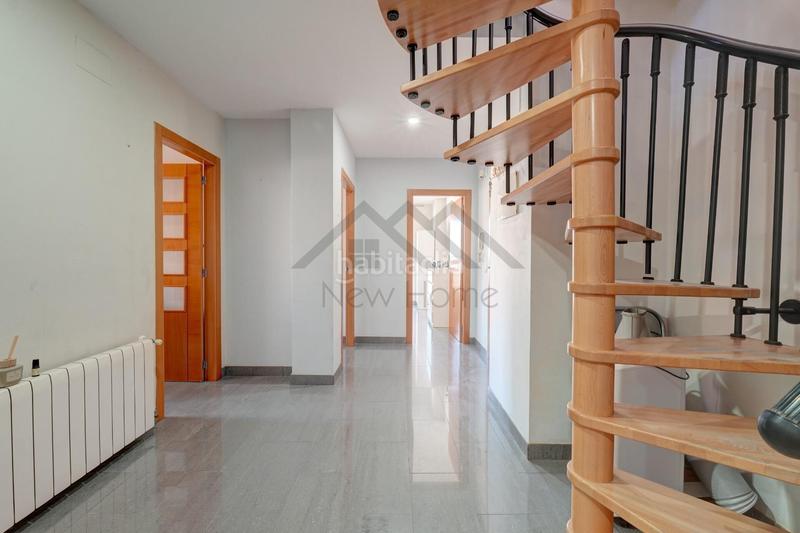 Foto 497d0d60-1dd7-4d0f-8fcc-26df4d3c4391. Attique avec chauffage dans Núcleo Urbano Pobla de Vallbona (la)