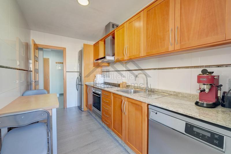 Foto 95c17f9d-64f2-44ce-a03c-d7e6b5cff089. Attique avec chauffage dans Núcleo Urbano Pobla de Vallbona (la)