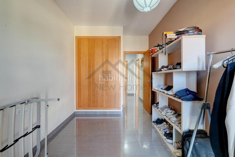 Foto 9a02039a-3bea-4f4b-9074-f7652066b9d6. Attique avec chauffage dans Núcleo Urbano Pobla de Vallbona (la)