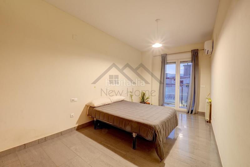 Foto b2af0c1c-d004-4a04-8aa2-8c83d7938cfe. Attique avec chauffage dans Núcleo Urbano Pobla de Vallbona (la)