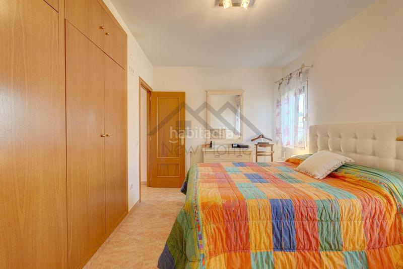 Foto 6e4d3024-69f0-4621-9fe5-07fc5d6c597f. Casa pareada chalet independiente con piscina y gran parcela en montecolorado luz, espacio y confort en la pobla de vallbona en Pobla de Vallbona (la)