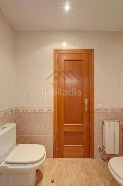 Foto 70519fc3-cac2-4f80-9651-04a25cf0c388. Casa pareada chalet independiente con piscina y gran parcela en montecolorado luz, espacio y confort en la pobla de vallbona en Pobla de Vallbona (la)