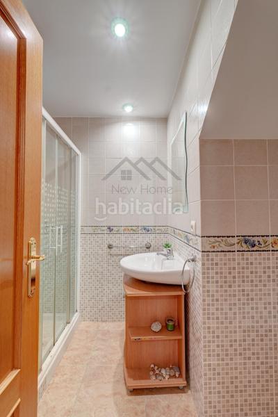 Foto b7a0f95b-0805-4086-87da-8569bfe2bf25. Casa pareada chalet independiente con piscina y gran parcela en montecolorado luz, espacio y confort en la pobla de vallbona en Pobla de Vallbona (la)