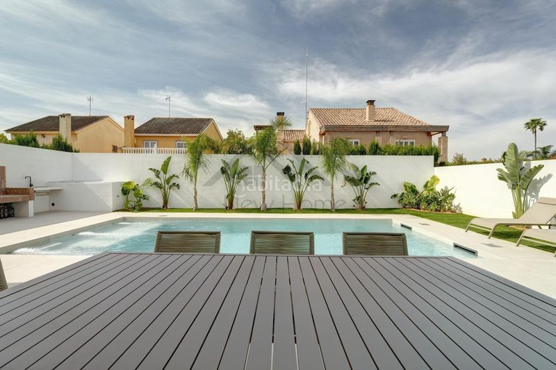 Foto 732f583a-bacb-423a-8c43-a89d1d11ac92. Chalet mit parking pool in El Carme-Sant Agustí-Bonavista Eliana (l´)