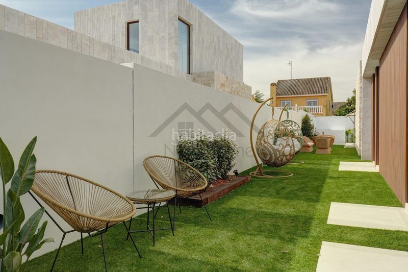 Foto a4736765-8ffe-48cc-9d63-ebb75a44fdff. Chalet mit parking pool in El Carme-Sant Agustí-Bonavista Eliana (l´)
