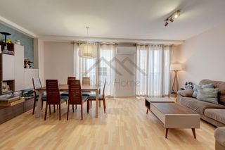 Pis a Núcleo Urbano. Luminosidad y confort en la pobla de vallbona