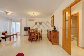 Appartement à Núcleo Urbano. Por 189.000  es muy difícil encontrar algo así en la pobla de va