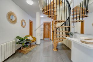 Penthouse in Núcleo Urbano. Ático dúplex esquinero con espectacular terraza y vistas abierta