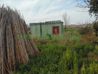 Finca rústica a Palafolls. Terreno  rustico en venta