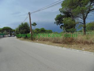 Finca rústica a Montbarbat. Terreno rustico en venta