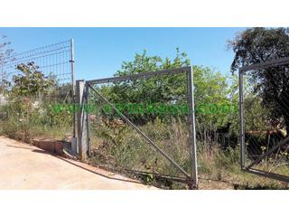 Finca rústica a Niàgara Parc -Àgora Parc. Terreno en venta