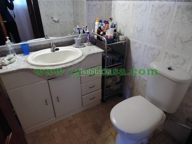 Foto 6cf0c213-f636-49c9-a433-96adf4cbb881. Casa amb calefacció aparcament a terrabrava - Tordera parc Tordera