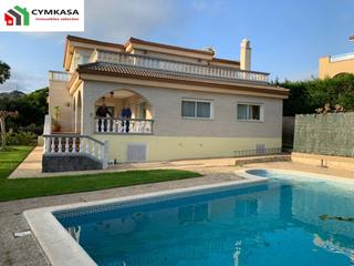 Casa a Montgoda. Casa en venta en canyellesla montgoda