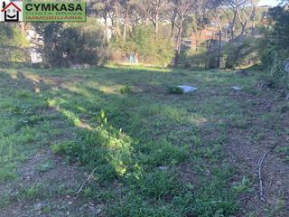 Finca rústica a Residencial Park. Terreno en venta en maçanet de la selva
