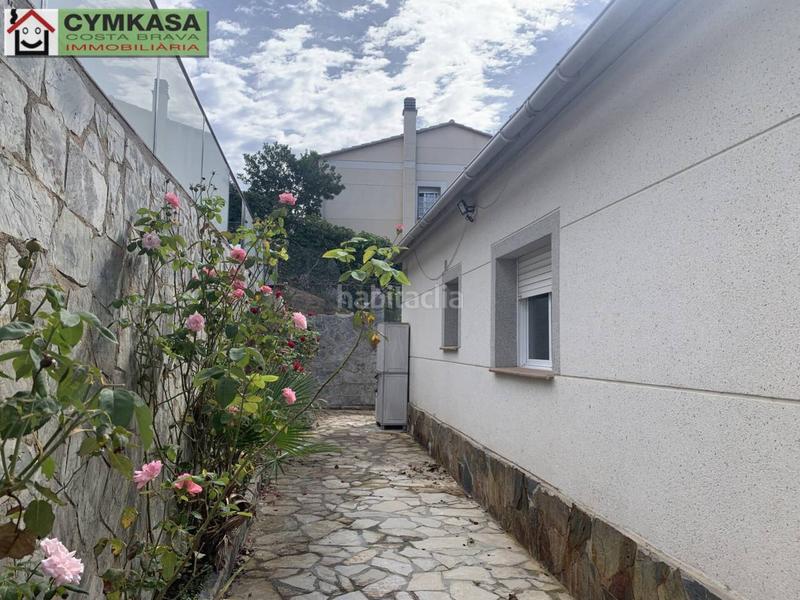 Foto 0e77dd68-74f6-42e6-a936-3aeef5c8257d. Casa amb calefacció aparcament piscina a Aiguaviva Parc Vidreres