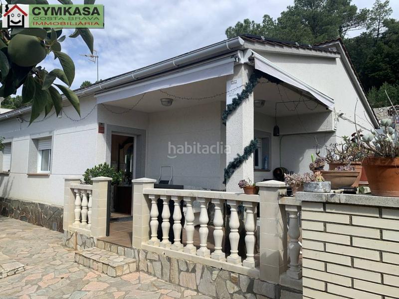 Foto 2ab32ebd-9e38-4555-9390-d5e5f62c6e45. Casa amb calefacció aparcament piscina a Aiguaviva Parc Vidreres