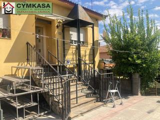 Casa a Niàgara Parc -Àgora Parc. Oportunidad!! casa con jardin mas barlicencia ok en fogars de la