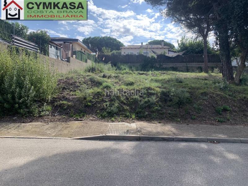 Foto b329ffaa-ee00-41b8-92b2-fdd9a3b6576b. Terreny residencial a Centre Vidreres