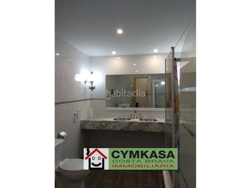 Foto 84d3b556-9a81-48b6-8f93-b04153938a4c. Édifice dans Centre Lloret de Mar