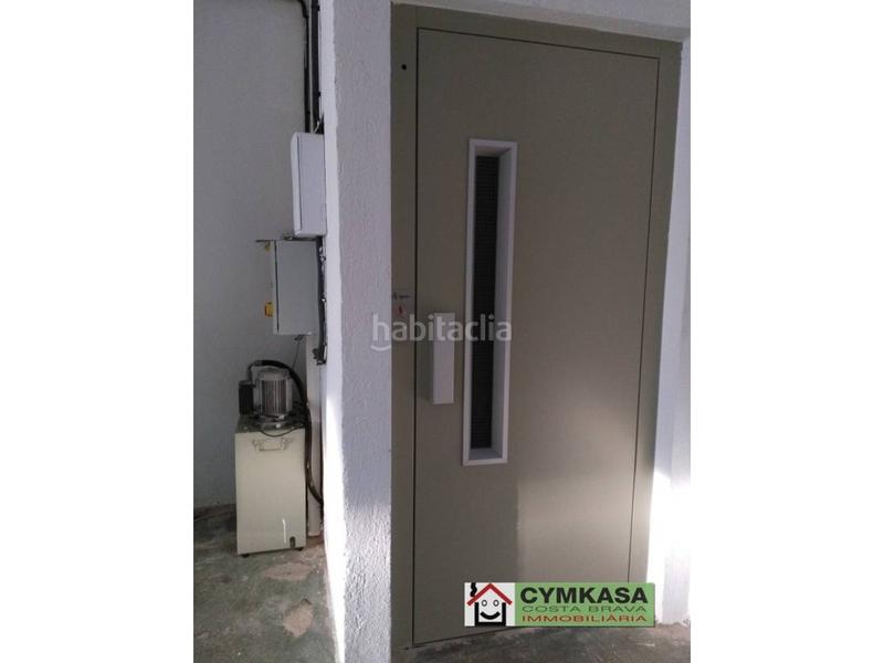 Foto f6e70024-d316-42c4-926c-5d29da13c6a0. Édifice dans Centre Lloret de Mar