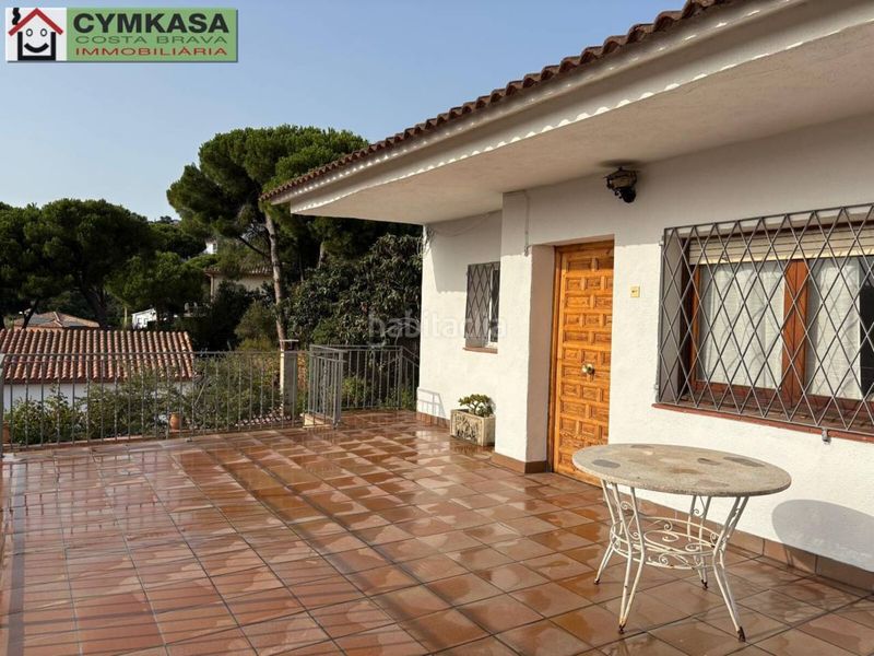 Foto e5ab8ccb-0f20-44d6-97b9-270f430dd069. Rent house with parking pool in Lloret Verd - Els Pinars Lloret de Mar