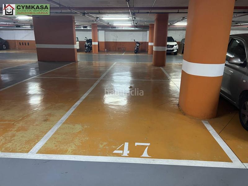 Foto 5077b044-7c35-4cd3-92a2-f3c56cf2ce7d. Car parking in dels vents 9 in Montigalà Badalona