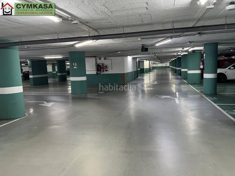 Foto 686fbbd5-ff7a-46e5-ad44-478af41f9c6c. Car parking in dels vents 9 in Montigalà Badalona